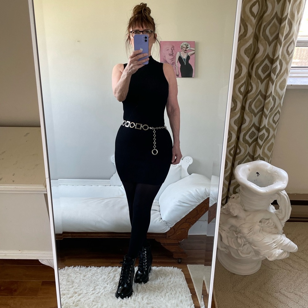SLEEVELESS RIBBED KNIT LITTLE BLACK DRESS STRETCH MOCK TURTLENECK